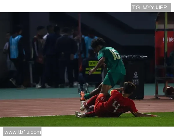 中国帅气足球明星盘点他们的魅力与成就引领球迷热潮 中国帅气足球明星盘点他们的魅力与成就引领球迷热潮