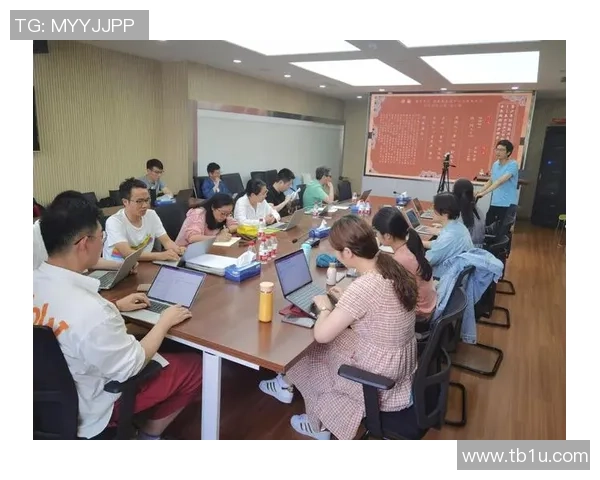 武汉乒乓球队在邀请赛中的团队协作表现分析与点评 武汉乒乓球队在邀请赛中的团队协作表现分析与点评