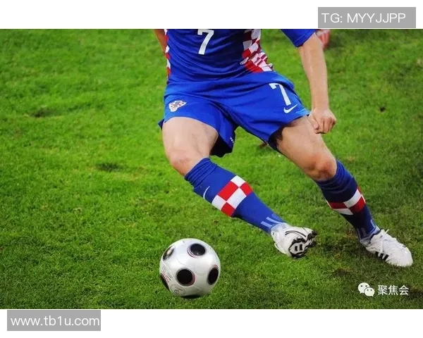 足球明星伊万的精彩瞬间与个人魅力全景展示 足球明星伊万的精彩瞬间与个人魅力全景展示