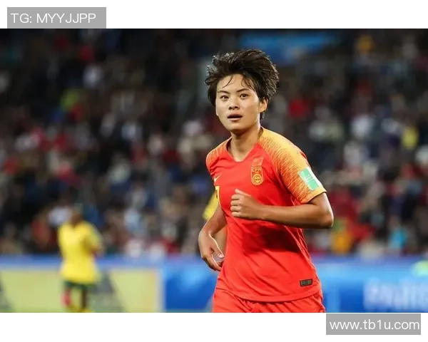 足球明星盛赞王霜展现中国女足风采引发全球关注与热议 足球明星盛赞王霜展现中国女足风采引发全球关注与热议