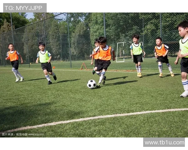 足球明星日常训练时长揭秘每天究竟要花多少时间在球场上 足球明星日常训练时长揭秘每天究竟要花多少时间在球场上